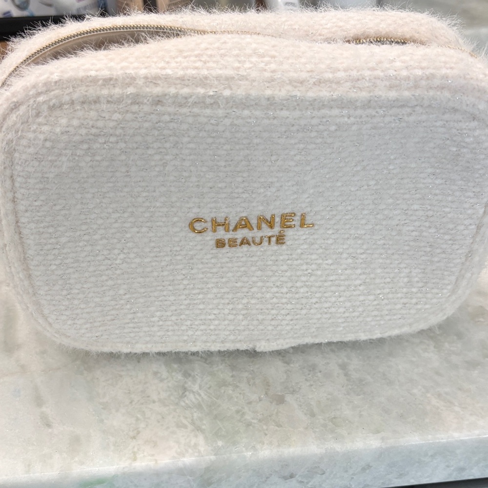 Chanel Beauté Textured Cream Cosmetic Case
